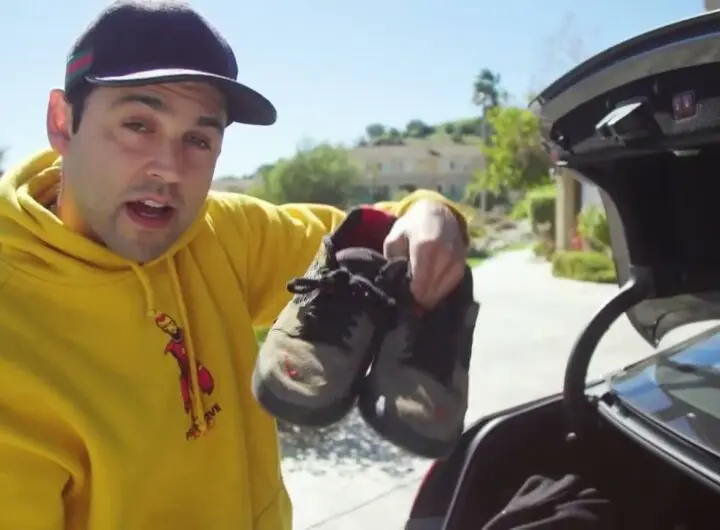 Paul Rodriguez Showing his Trunk