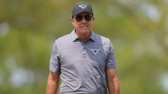 Phil Mickelson wearing Fallen