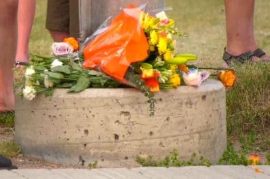 Roses for the skateboarder that died