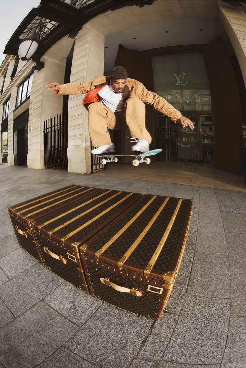 Tyshawn Jones Ollie Over LV Suitcases